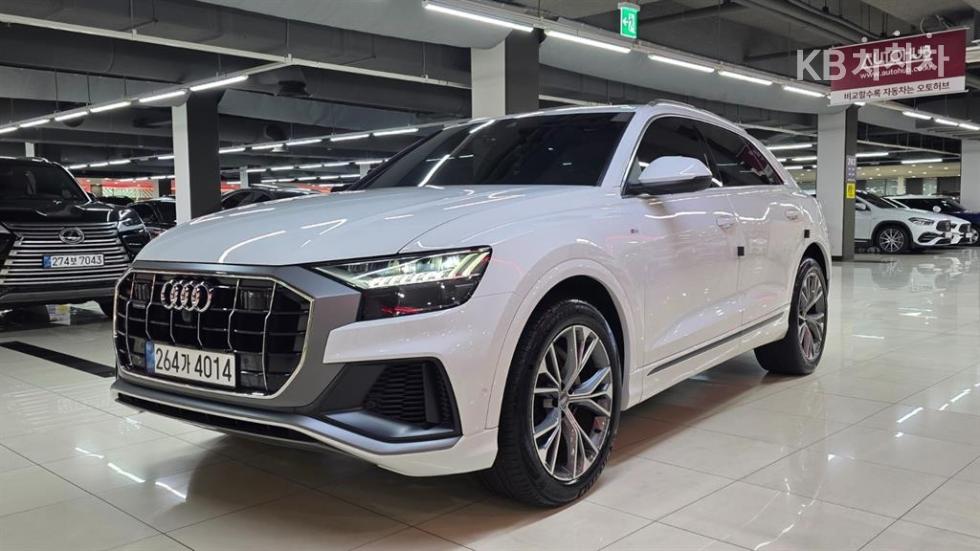 Audi Q8 — miniaturë 18