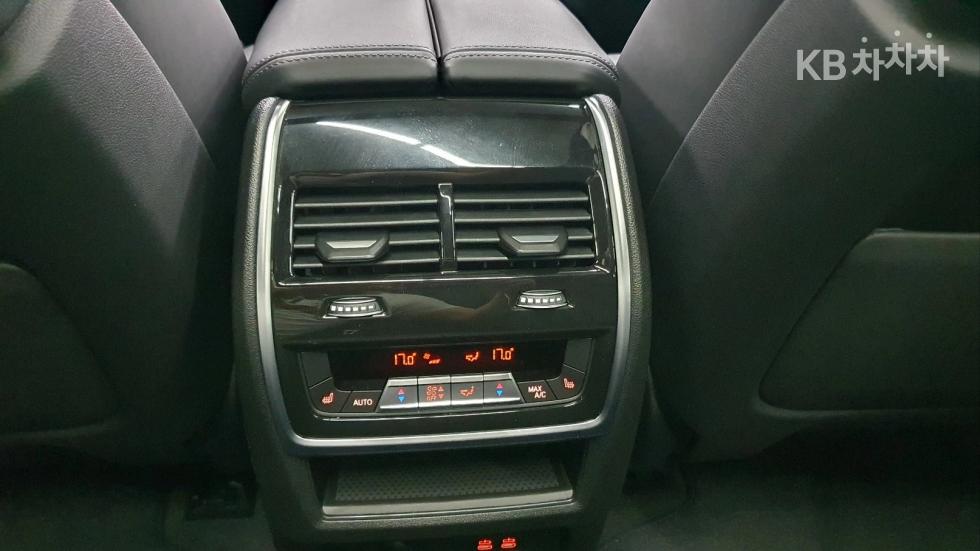 BMW X5 — miniaturë 18