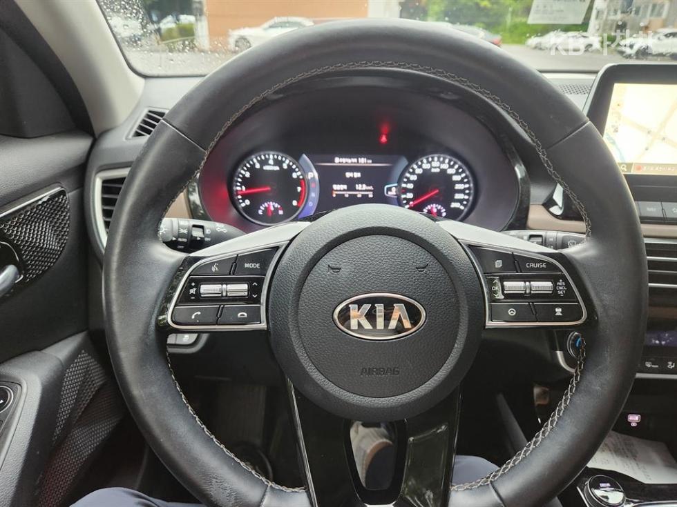 Kia Seltos — miniaturë 12