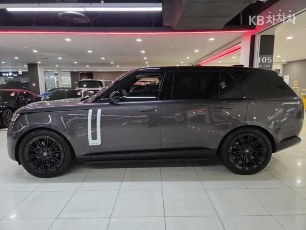 Land Rover Range Rover — miniaturë 2