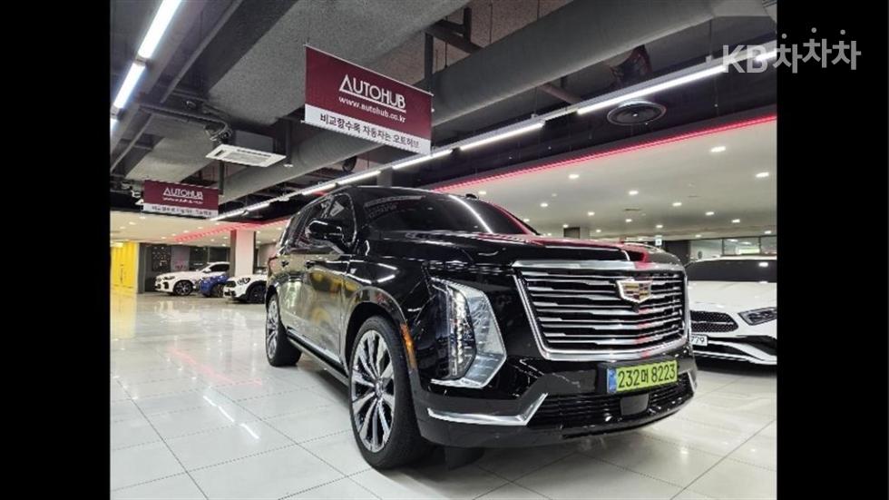 Cadillac Escalade — miniaturë 2