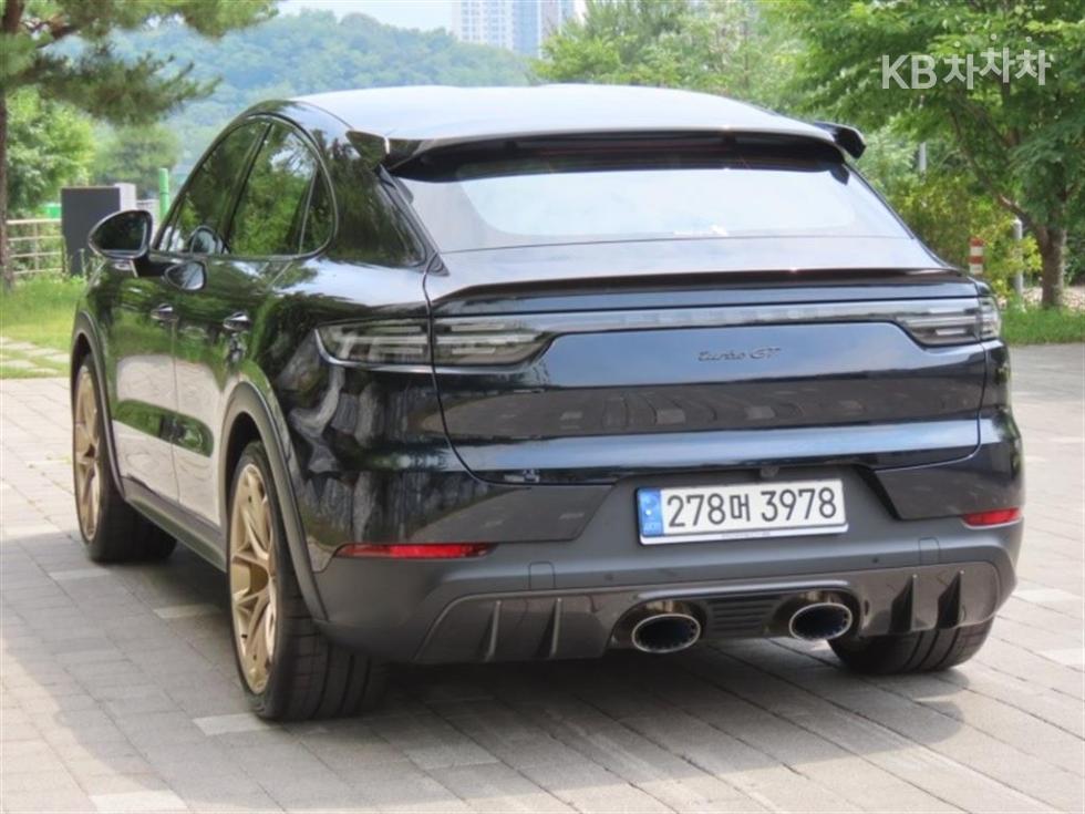 Porsche Cayenne — miniaturë 4