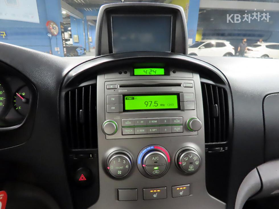 Hyundai Starex — miniaturë 12