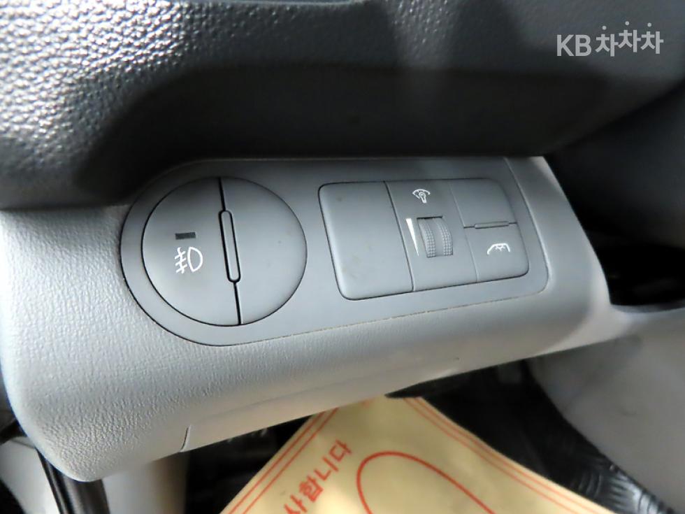 Hyundai Starex — miniaturë 15