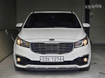 Kia Carnival 9  seats 2.2  diesel  prestige — foto 1