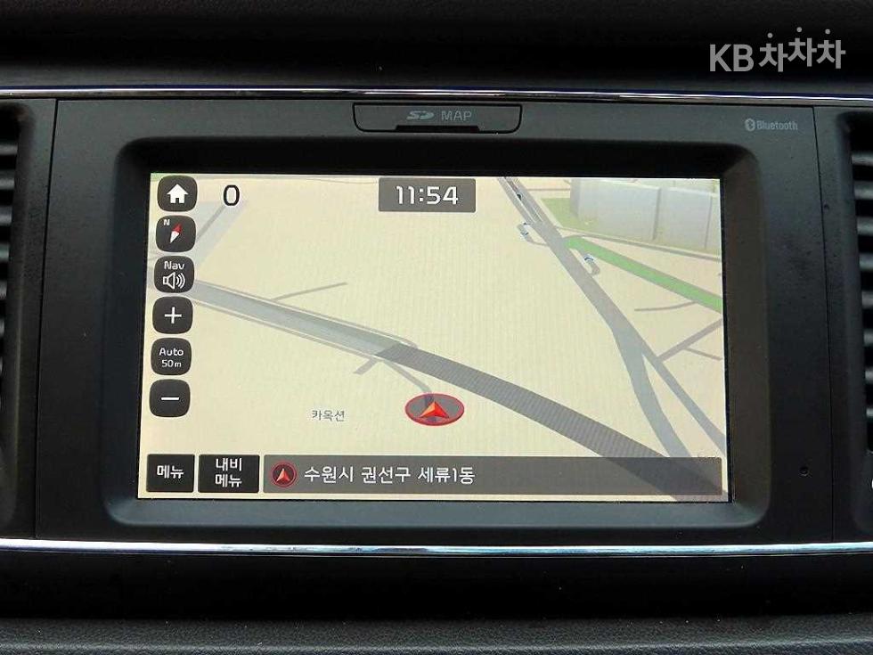 Kia Carnival — miniaturë 14