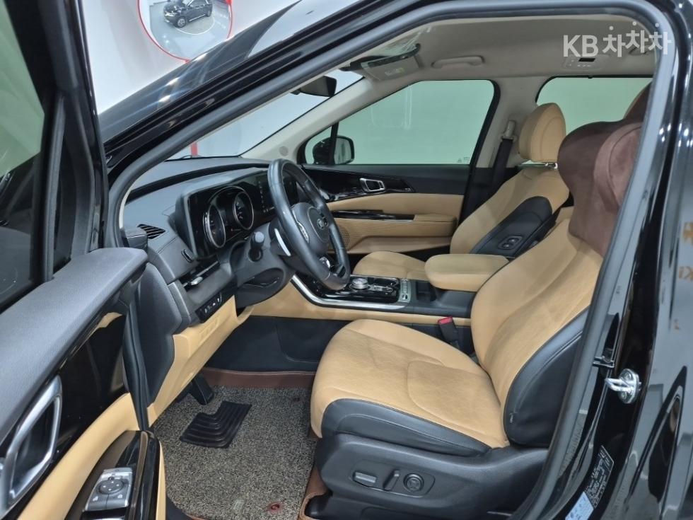 Kia Carnival — miniaturë 11