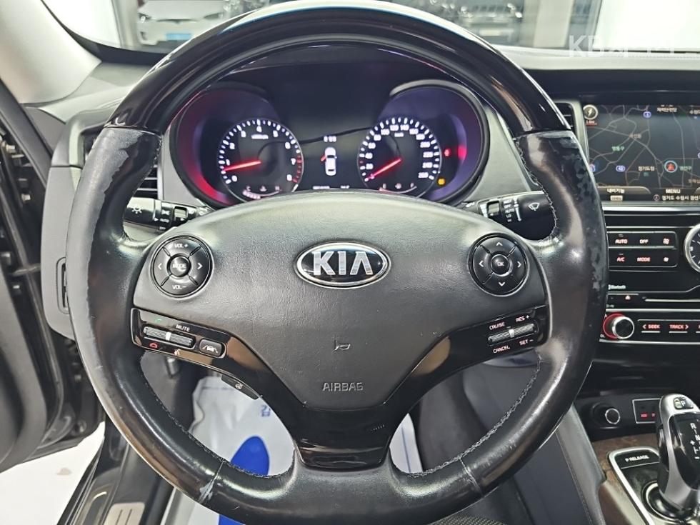 Kia K9 — miniaturë 9