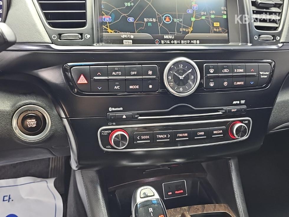 Kia K9 — miniaturë 10