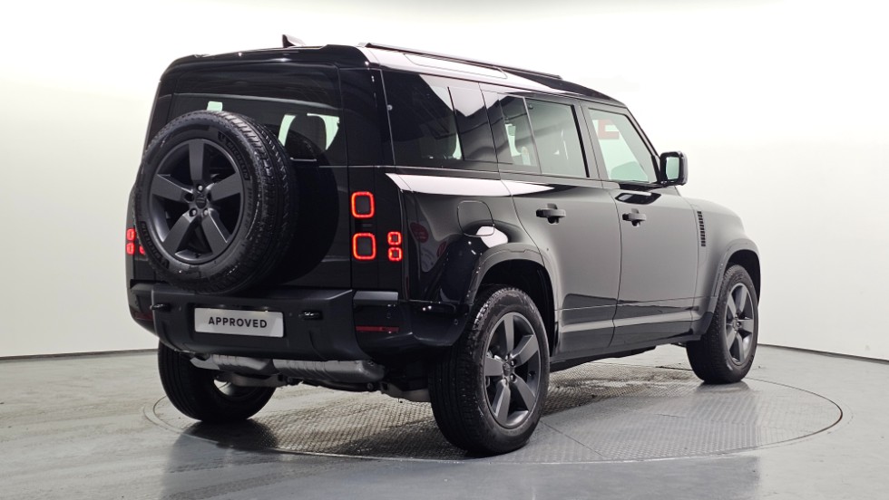 Land Rover Defender — miniaturë 2