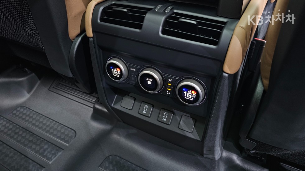 Land Rover Defender — miniaturë 18