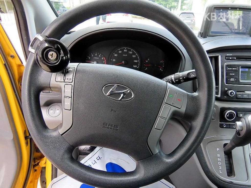 Hyundai Starex — miniaturë 9