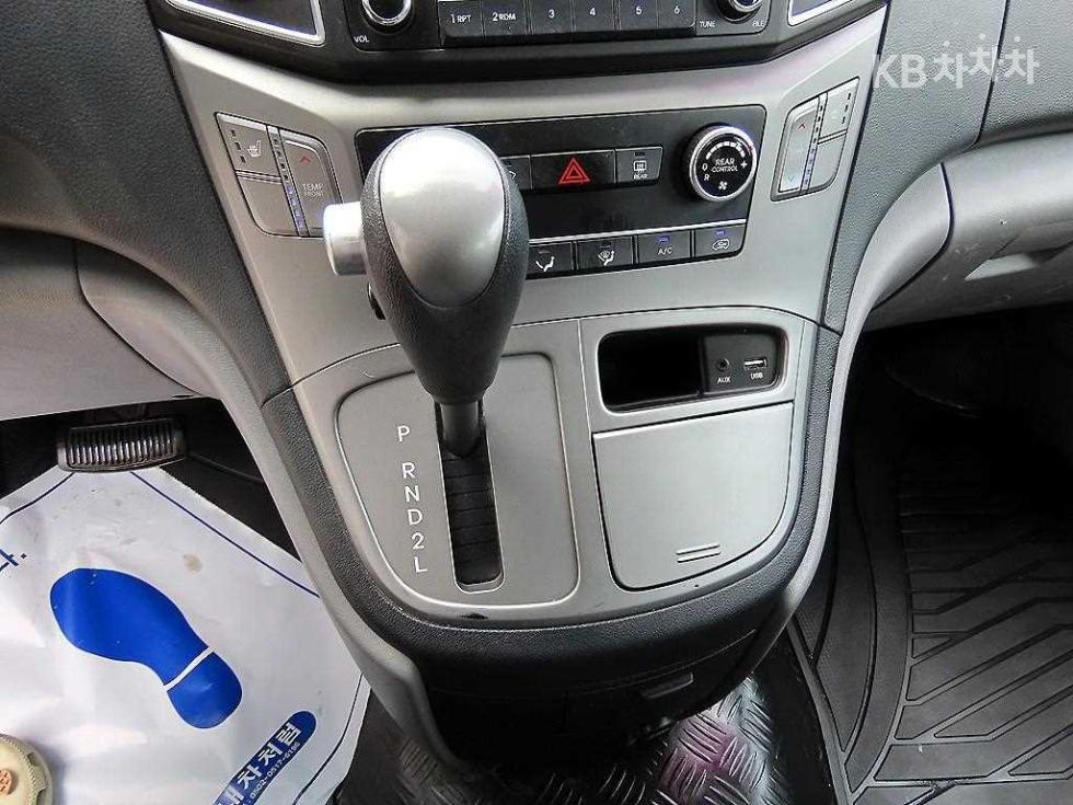 Hyundai Starex — miniaturë 11