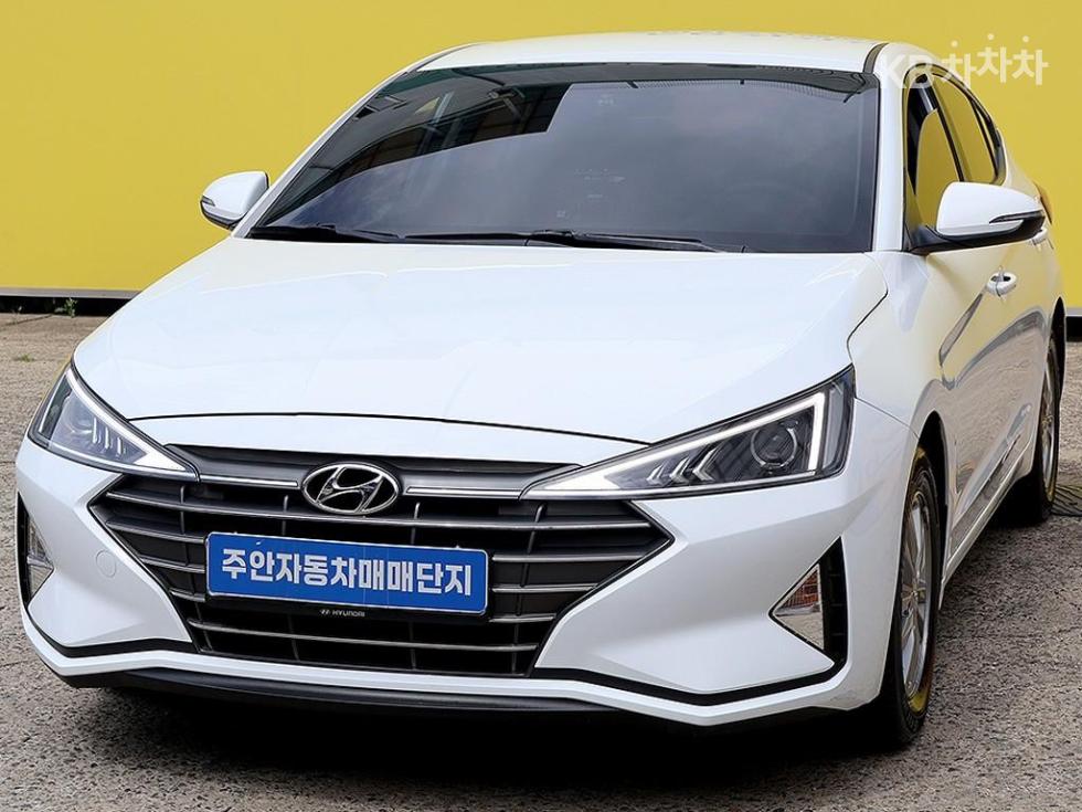 Hyundai Avante — miniaturë 2