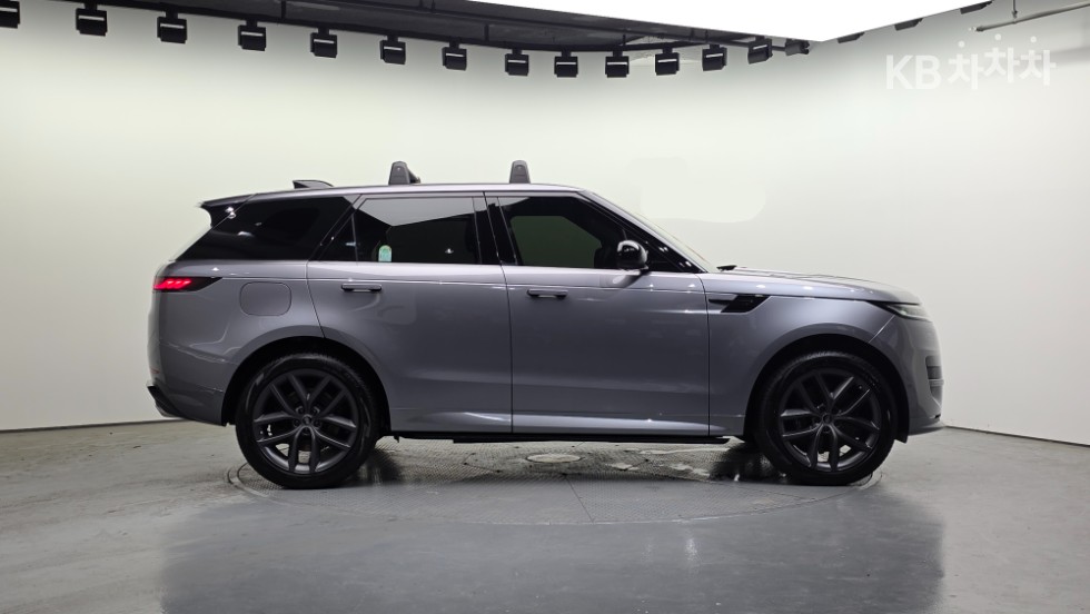 Land Rover Range Rover Sport — miniaturë 5
