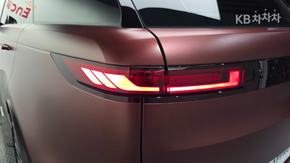 Land Rover Range Rover Sport — miniaturë 18