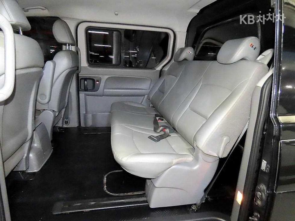 Hyundai Starex — miniaturë 7