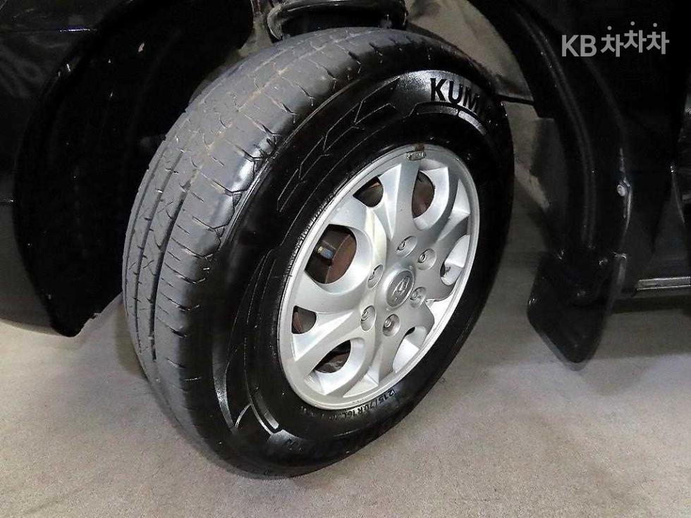 Hyundai Starex — miniaturë 17
