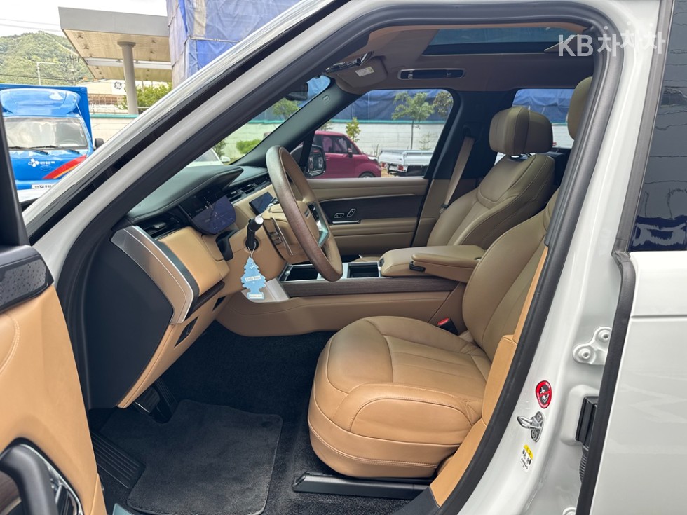 Land Rover Range Rover — miniaturë 16