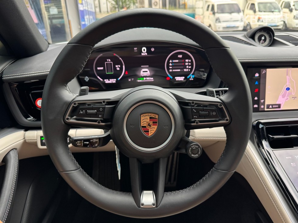 Porsche Panamera — miniaturë 6