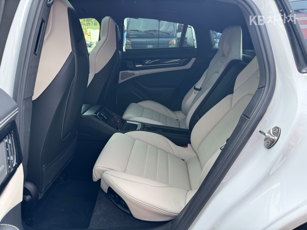 Porsche Panamera — miniaturë 18