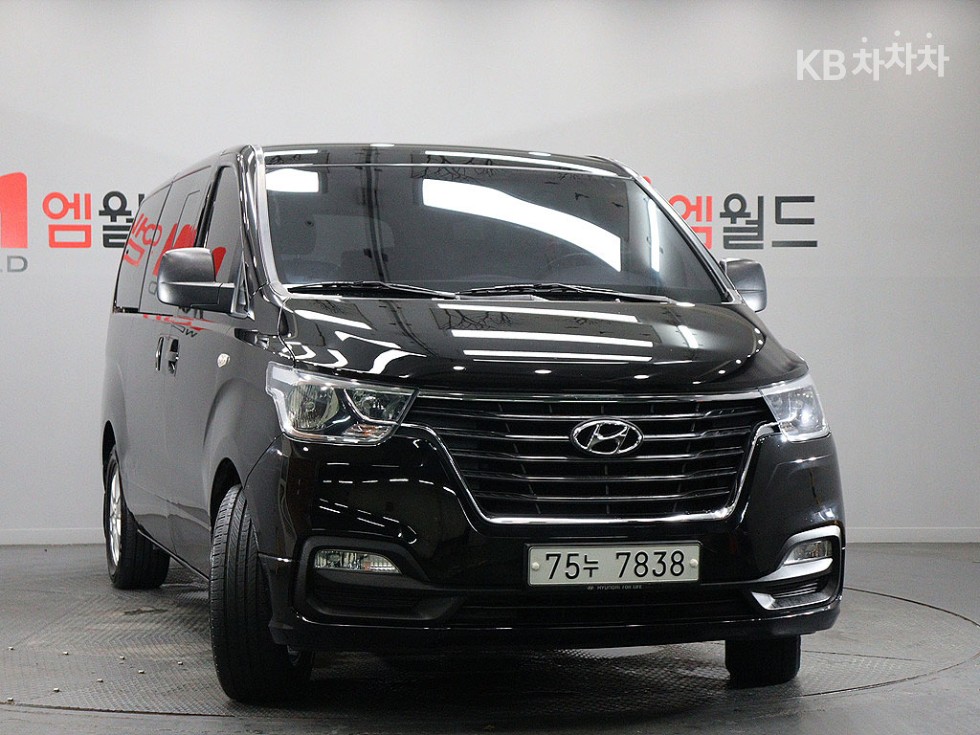 Hyundai Grand Starex