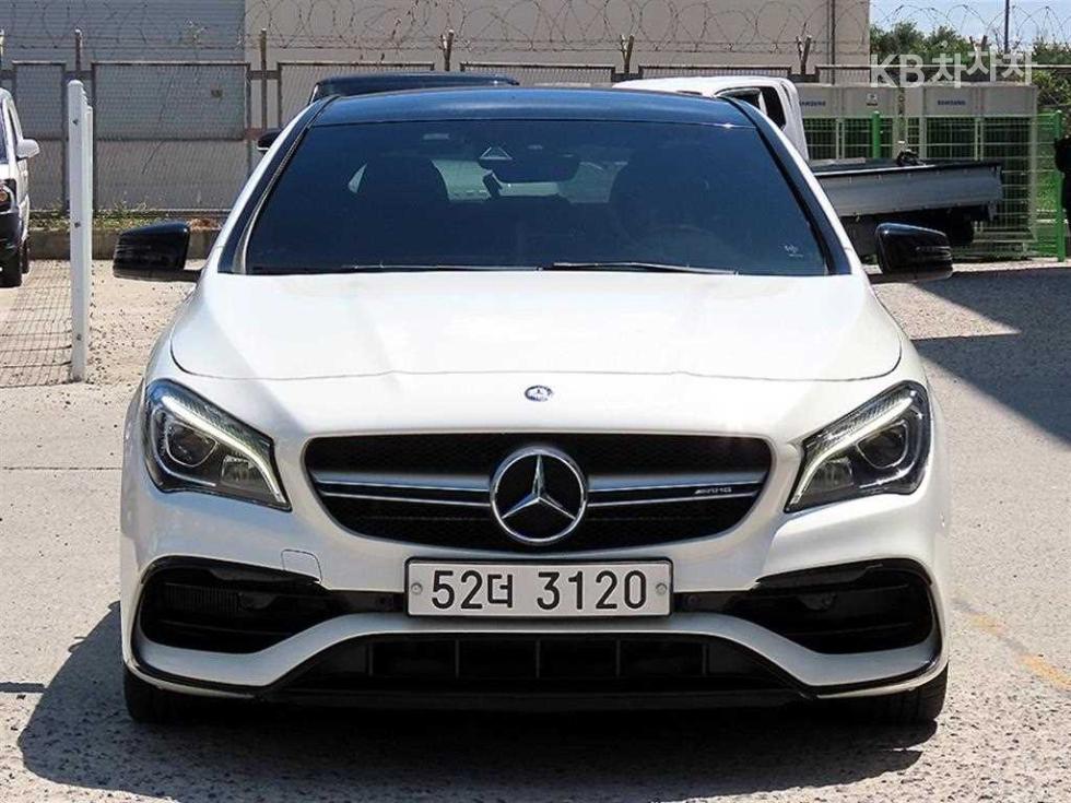 Mercedes-Benz CLA-Class