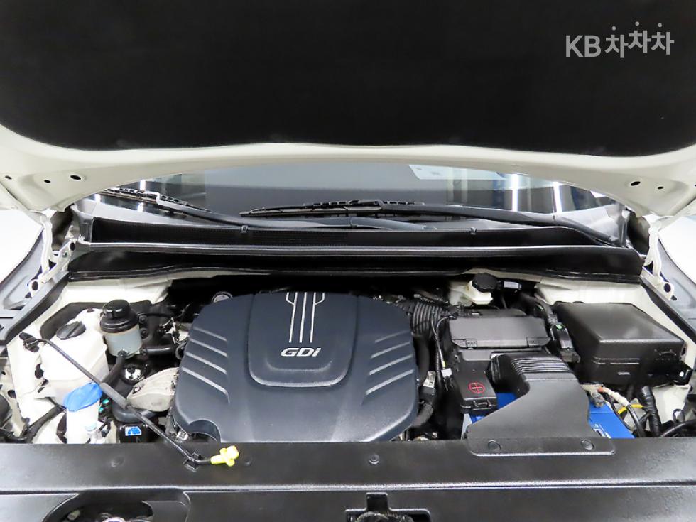 Kia Carnival — miniaturë 19