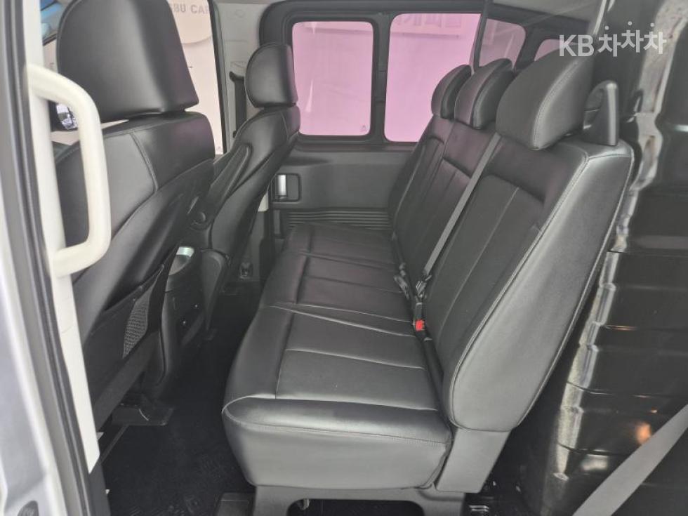 Hyundai Staria — miniaturë 9