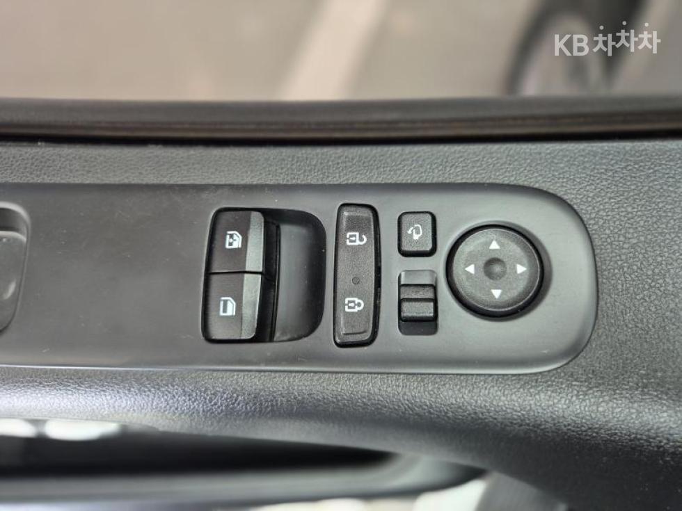 Hyundai Staria — miniaturë 11