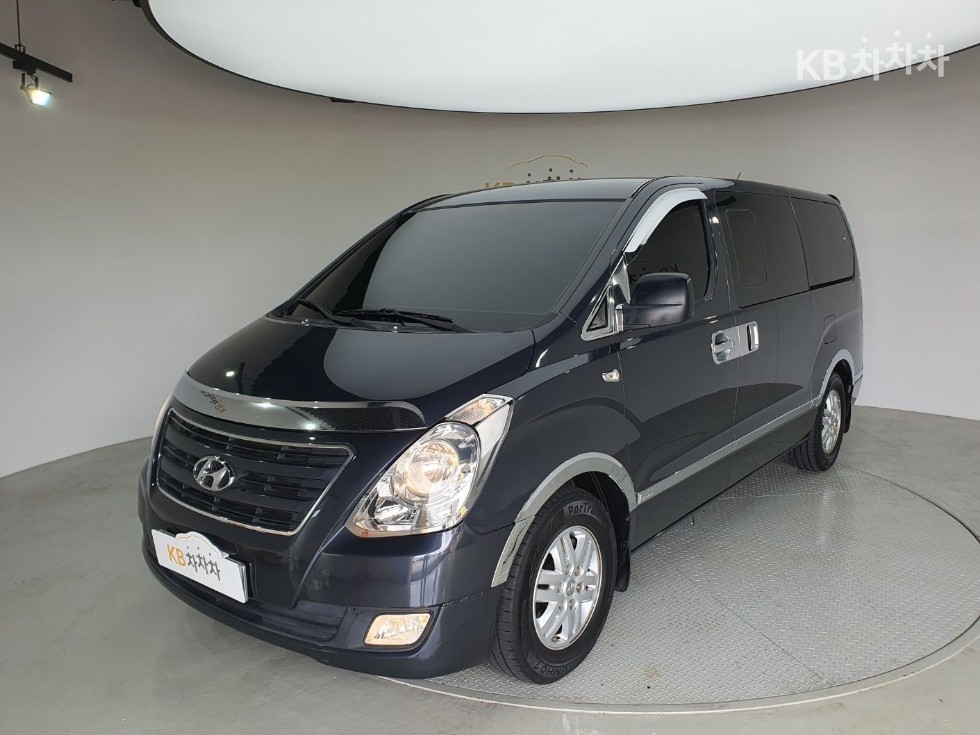 Hyundai Starex — miniaturë 3