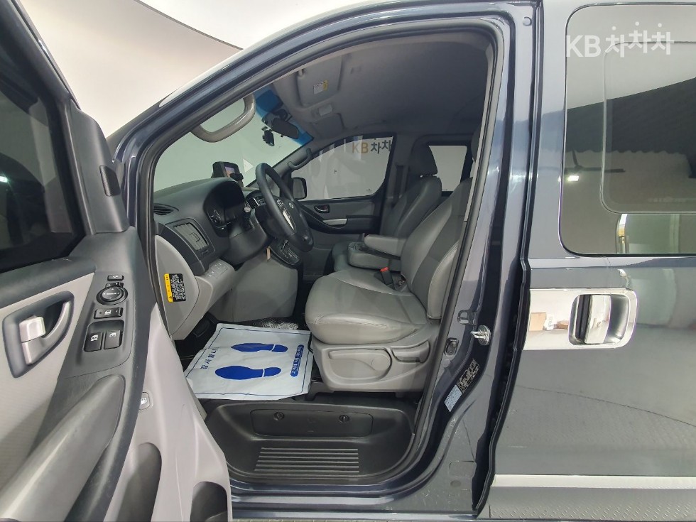 Hyundai Starex — miniaturë 12
