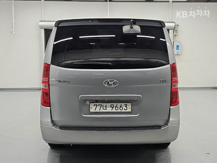 Hyundai Starex — miniaturë 3