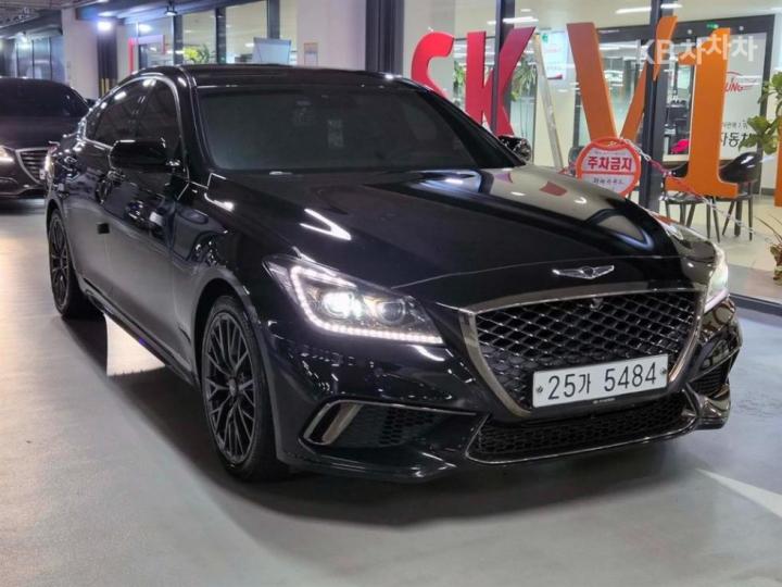 Genesis G80 3.3T SPORT AWD — foto 1