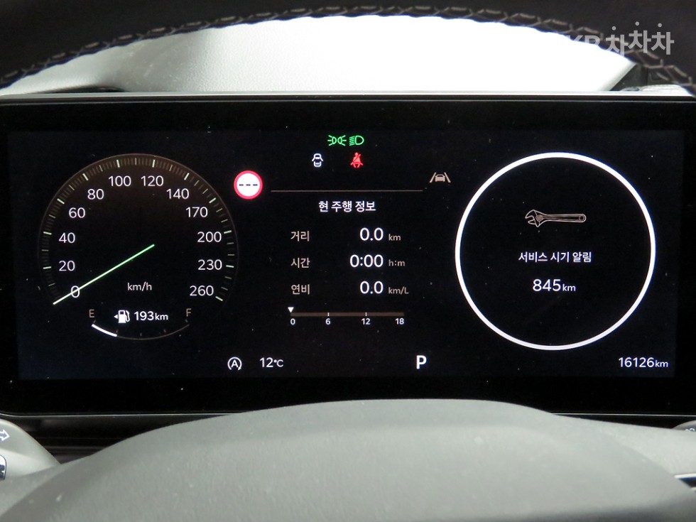 Kia Carnival — miniaturë 10