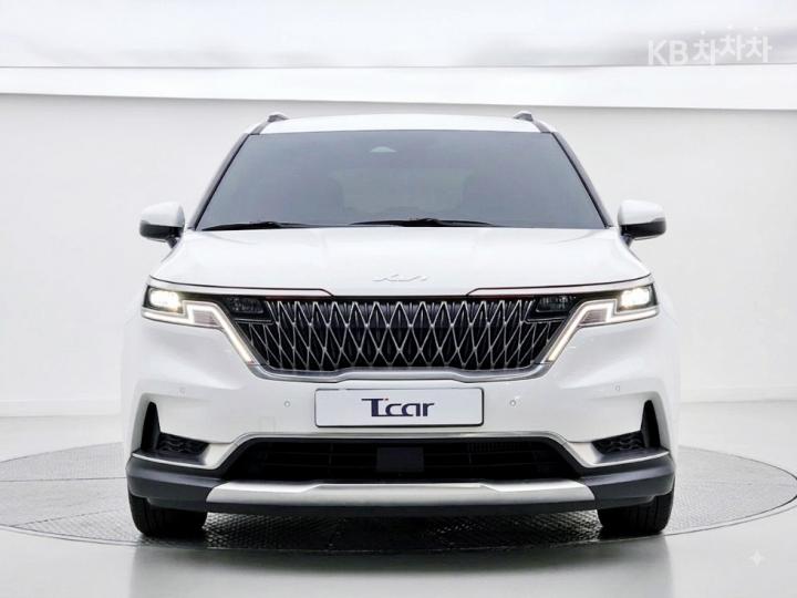 Kia Carnival — miniaturë 3