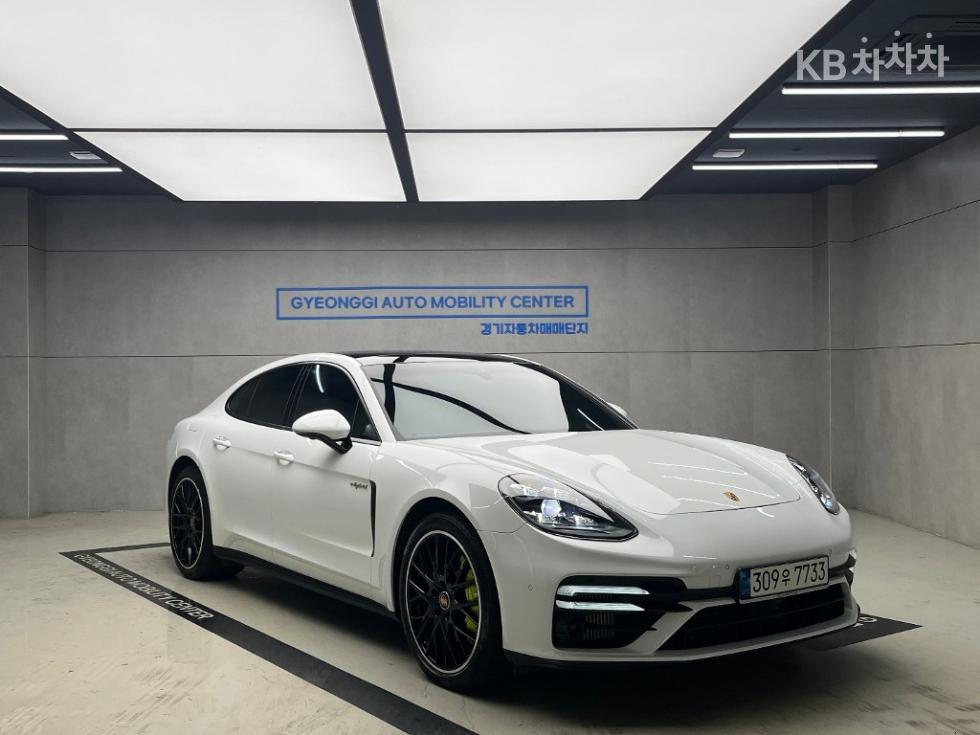 2021 porsche Panamera 2.9 4 E-Hybrid Basic type