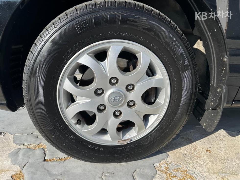 Hyundai Starex — miniaturë 4
