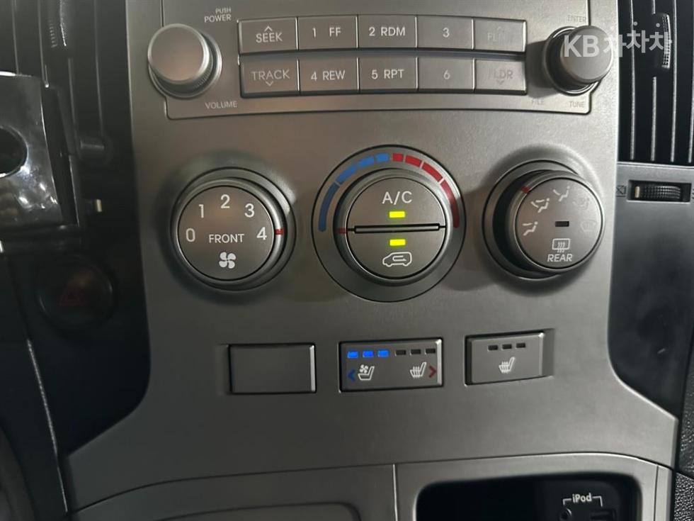 Hyundai Starex — miniaturë 5