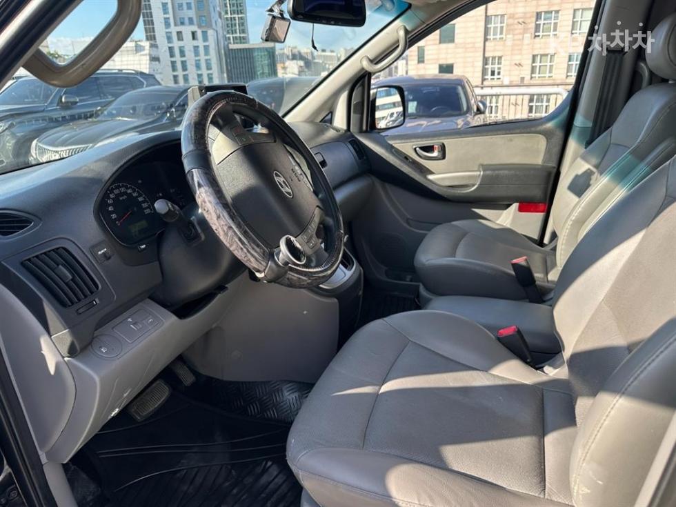 Hyundai Starex — miniaturë 7