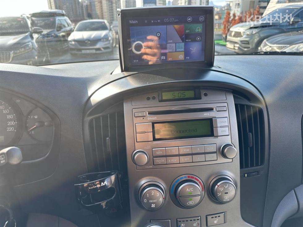 Hyundai Starex — miniaturë 11