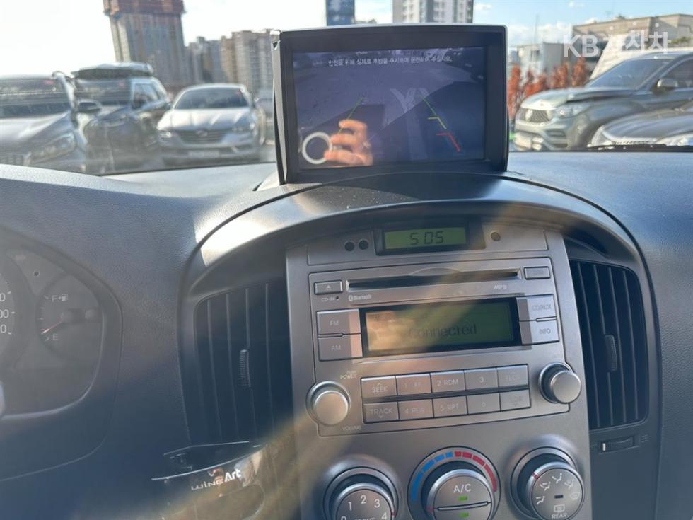 Hyundai Starex — miniaturë 12