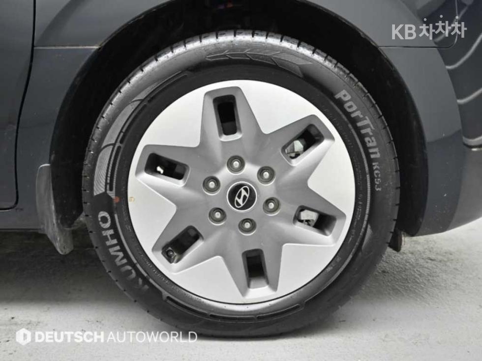 Hyundai Staria — miniaturë 5