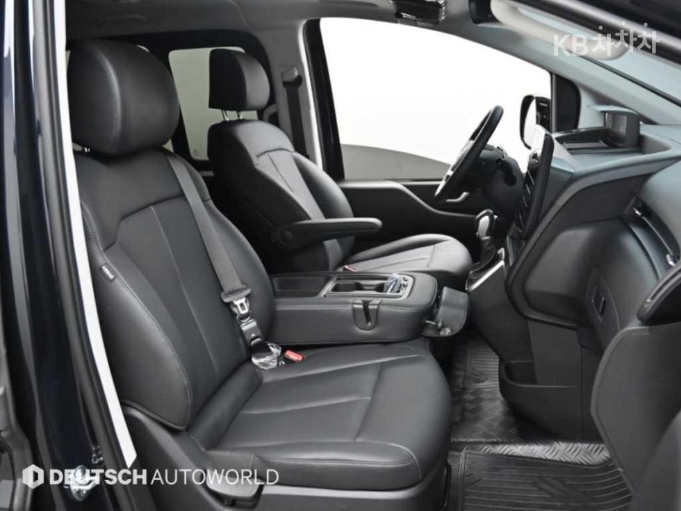 Hyundai Staria — miniaturë 10