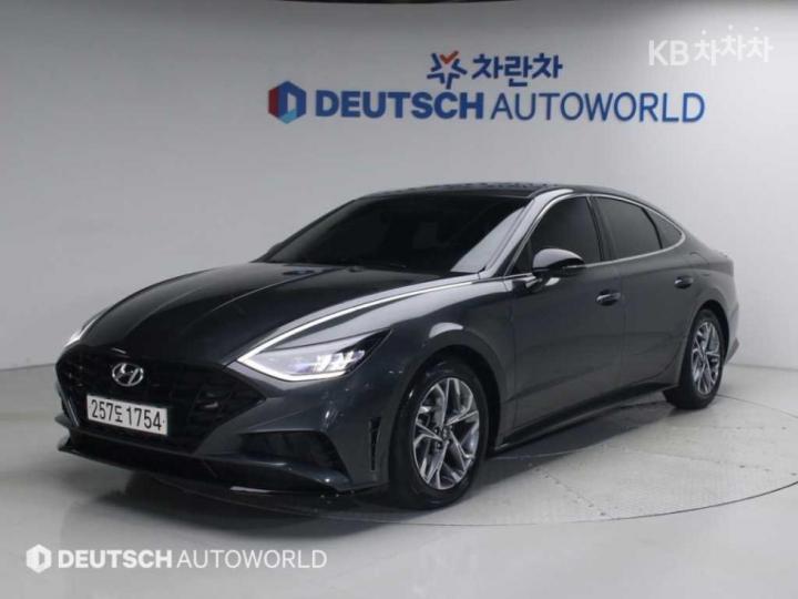 Hyundai Sonata — foto 1