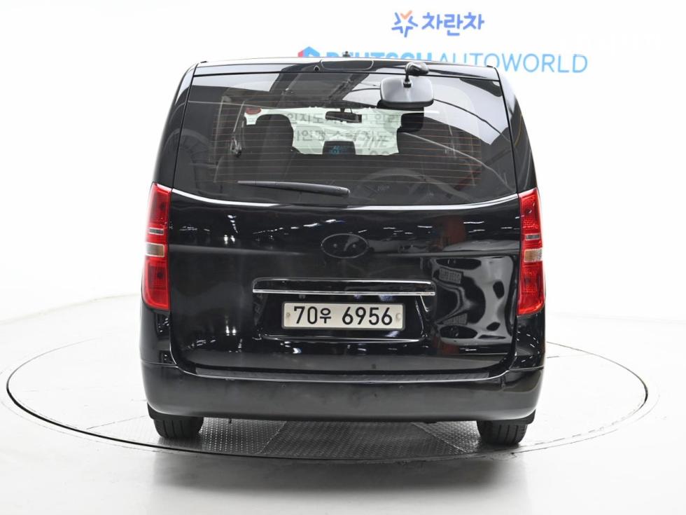 Hyundai Starex — miniaturë 4