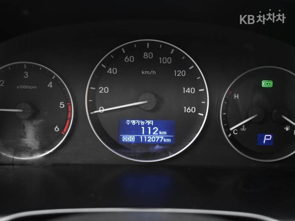 Hyundai Starex — miniaturë 8