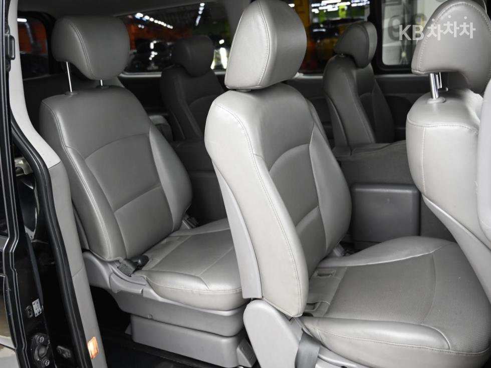 Hyundai Starex — miniaturë 12