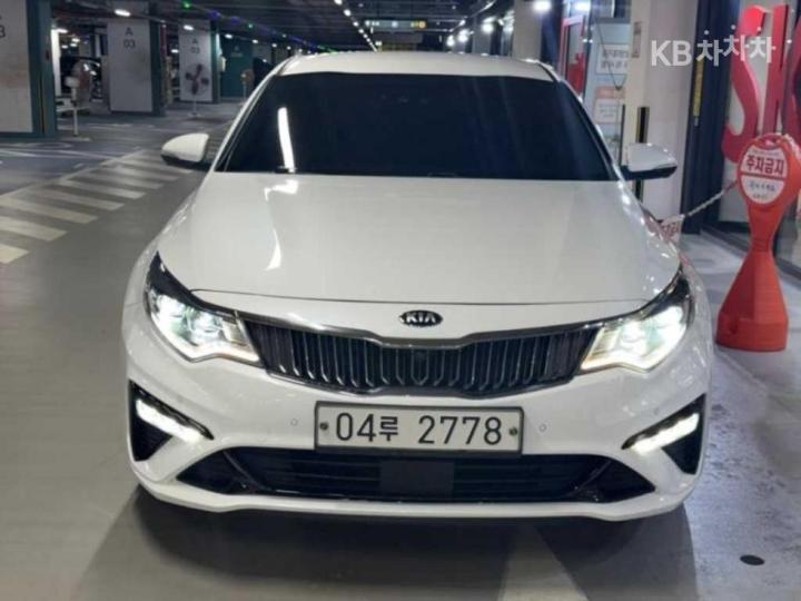 Kia K5 2.0 Intelligent — foto 1
