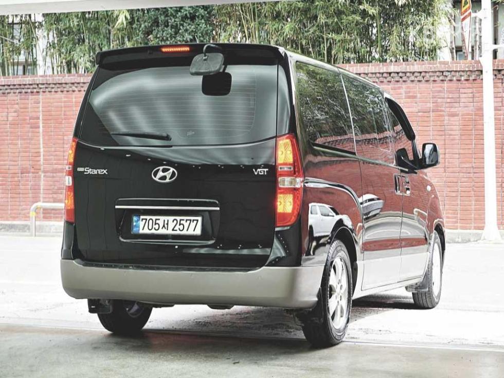 Hyundai Starex — miniaturë 3
